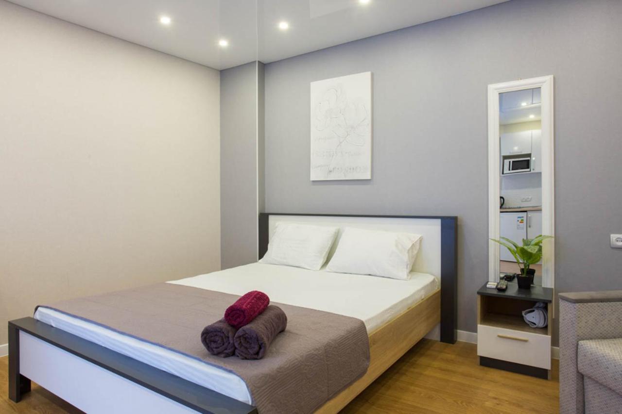 חארקיב New Studio In The City Center - Mykoly Khvylovoho Str 5-2 מראה חיצוני תמונה